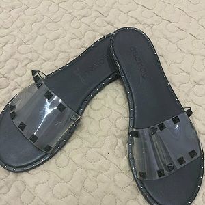 Black Sandal